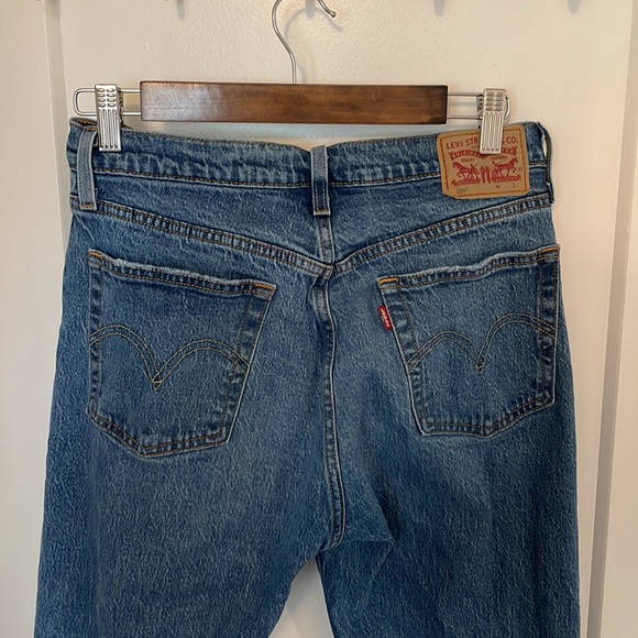 Levi’s 501 Women’s Jeans - size 28 - WPL-423 CA00342 - Picture 3 of 4